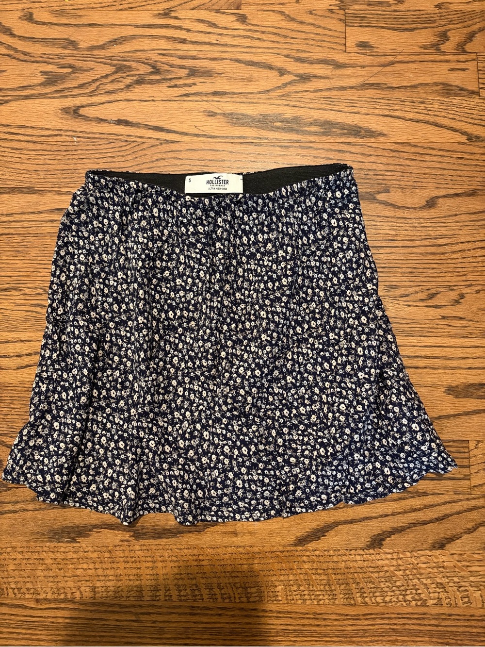 Hollister Navy and White Floral Skater Skirt